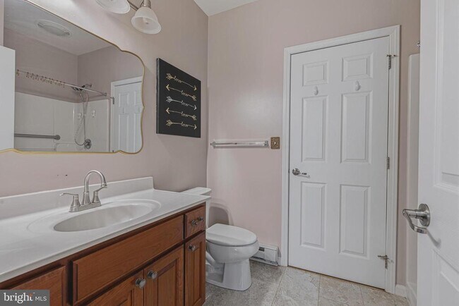 Building Photo - 40923 Browns Ln