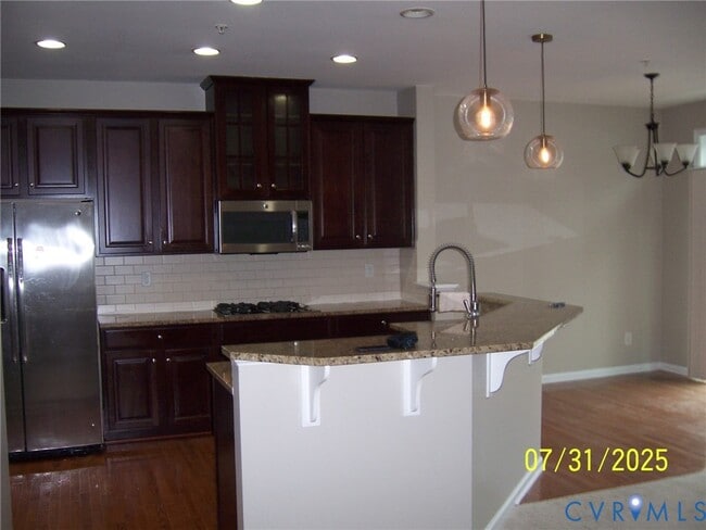 Building Photo - 1805 Liesfeld Parkway