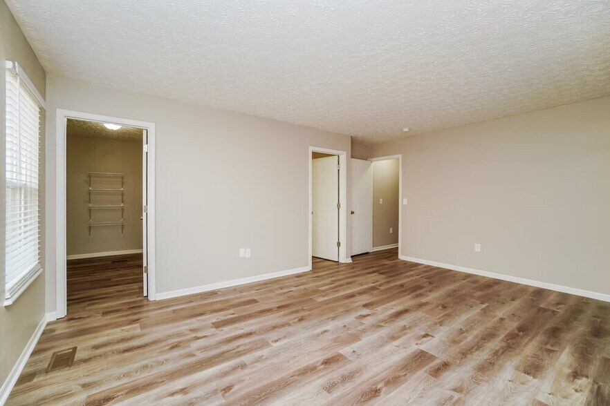 Building Photo - 1853 Bay Port Dr