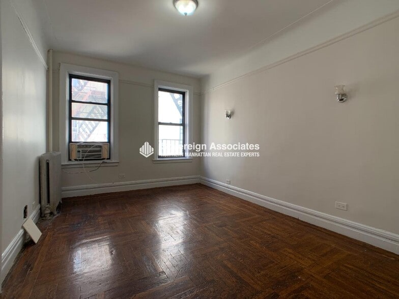 Building Photo - 21 Magaw Pl