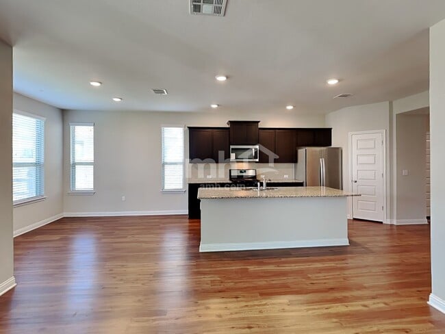 Building Photo - 8100 McKamy Dr