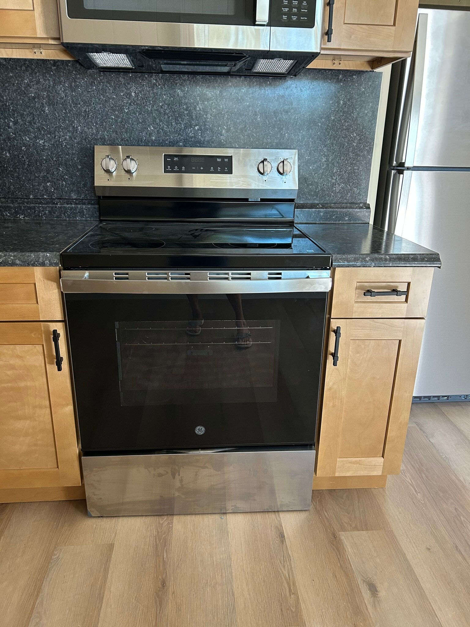 Building Photo - 711 15th Ave NW