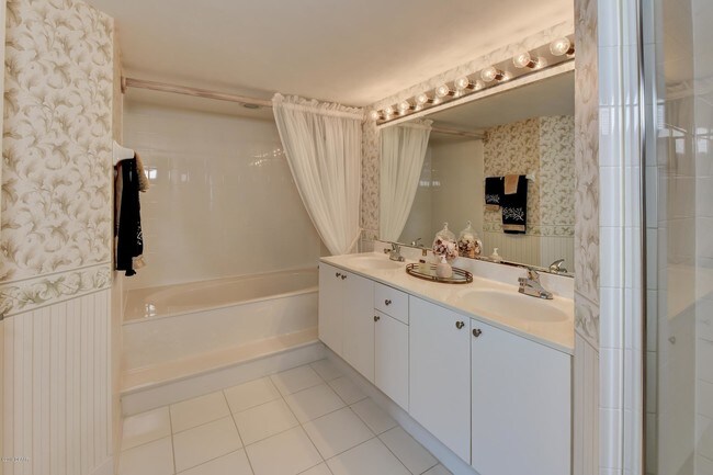 Building Photo - 3333 S Atlantic Ave