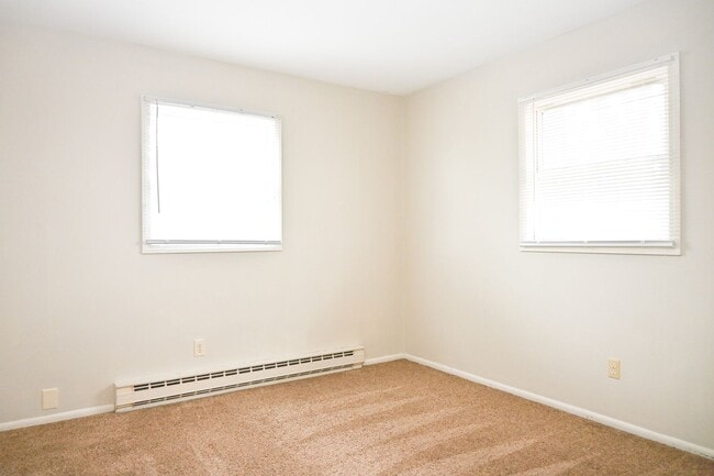 Building Photo - Kimball Duplex 1
