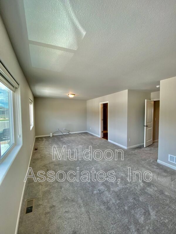 Building Photo - 4005 Tiberias Pt