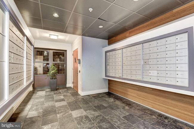 Building Photo - 2120 Vermont Ave NW