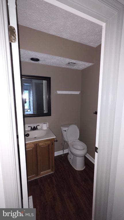 Building Photo - 2202 N Tollgate Cir