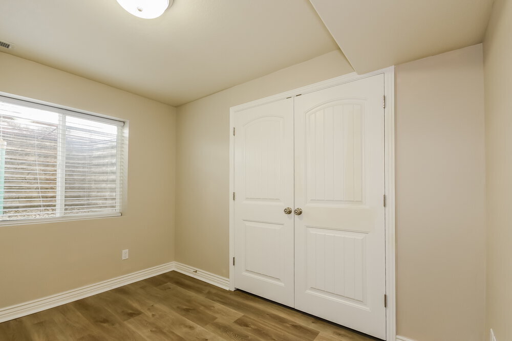 Building Photo - 1112 S 1425 W