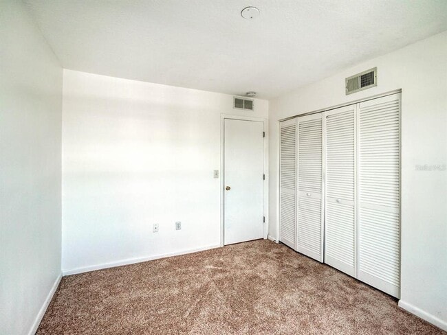 Building Photo - 4939 Floramar Terrace