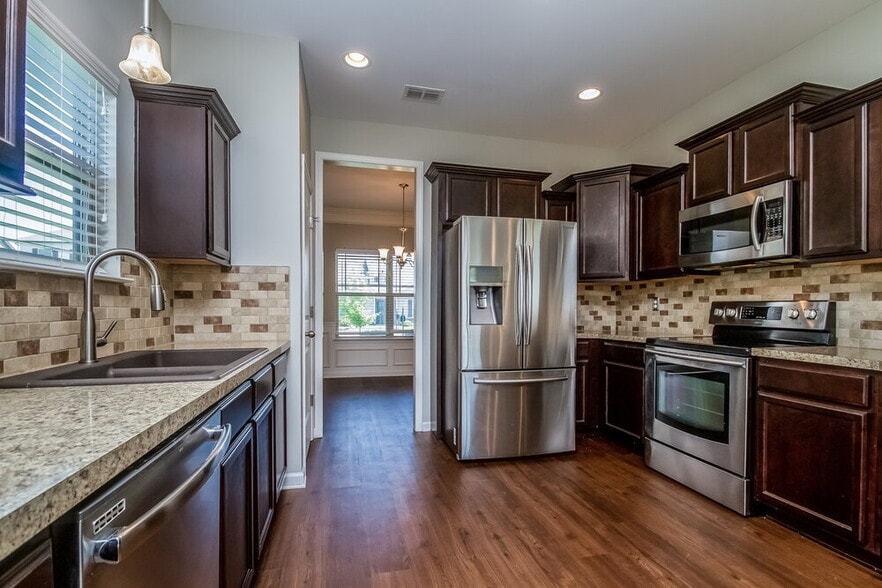 Building Photo - 3405 Whimsical Dr