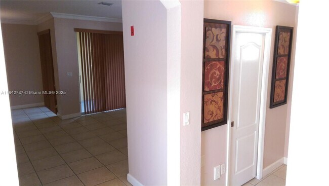 Building Photo - 4321 SW 160th Ave