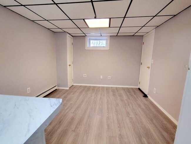 Building Photo - 74 Thurlow Ave