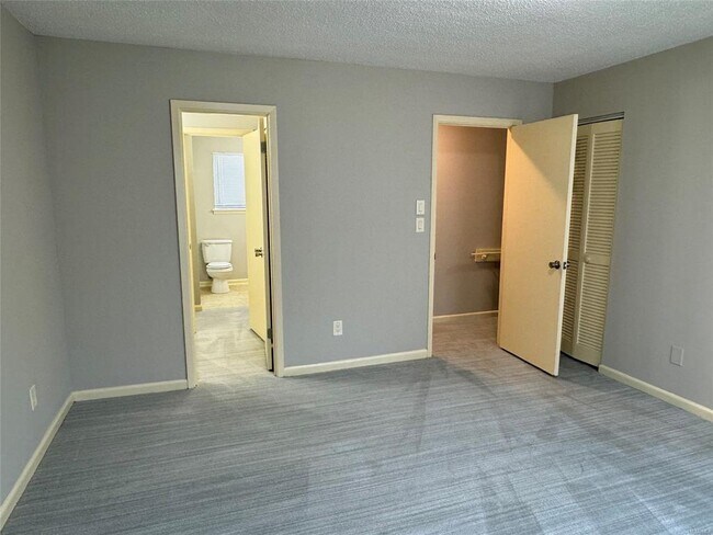 Building Photo - 1653 E Trinity Blvd