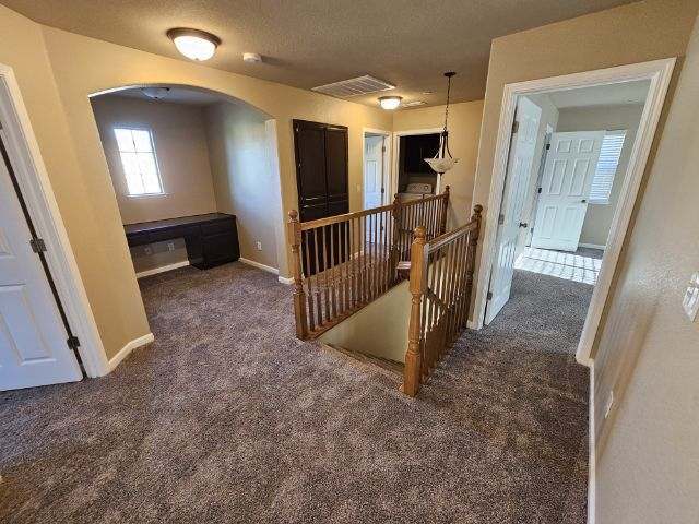 Building Photo - 5620 Bloom Dr