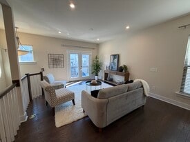 Building Photo - 16034 Roscoe Ln