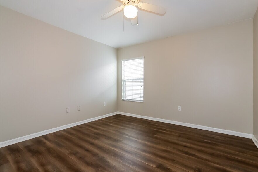 Building Photo - 12608 Evington Point Dr