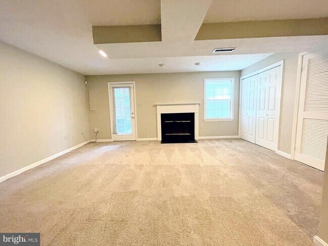 Building Photo - 11812 Great Owl Cir