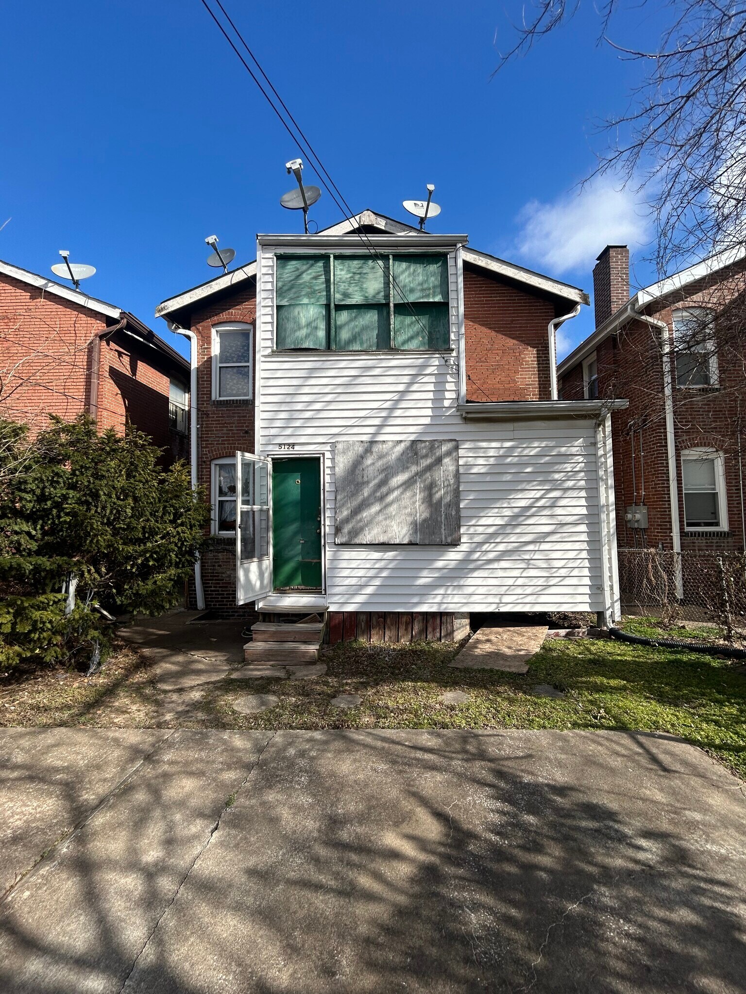 Building Photo - 5124 Northland Ave