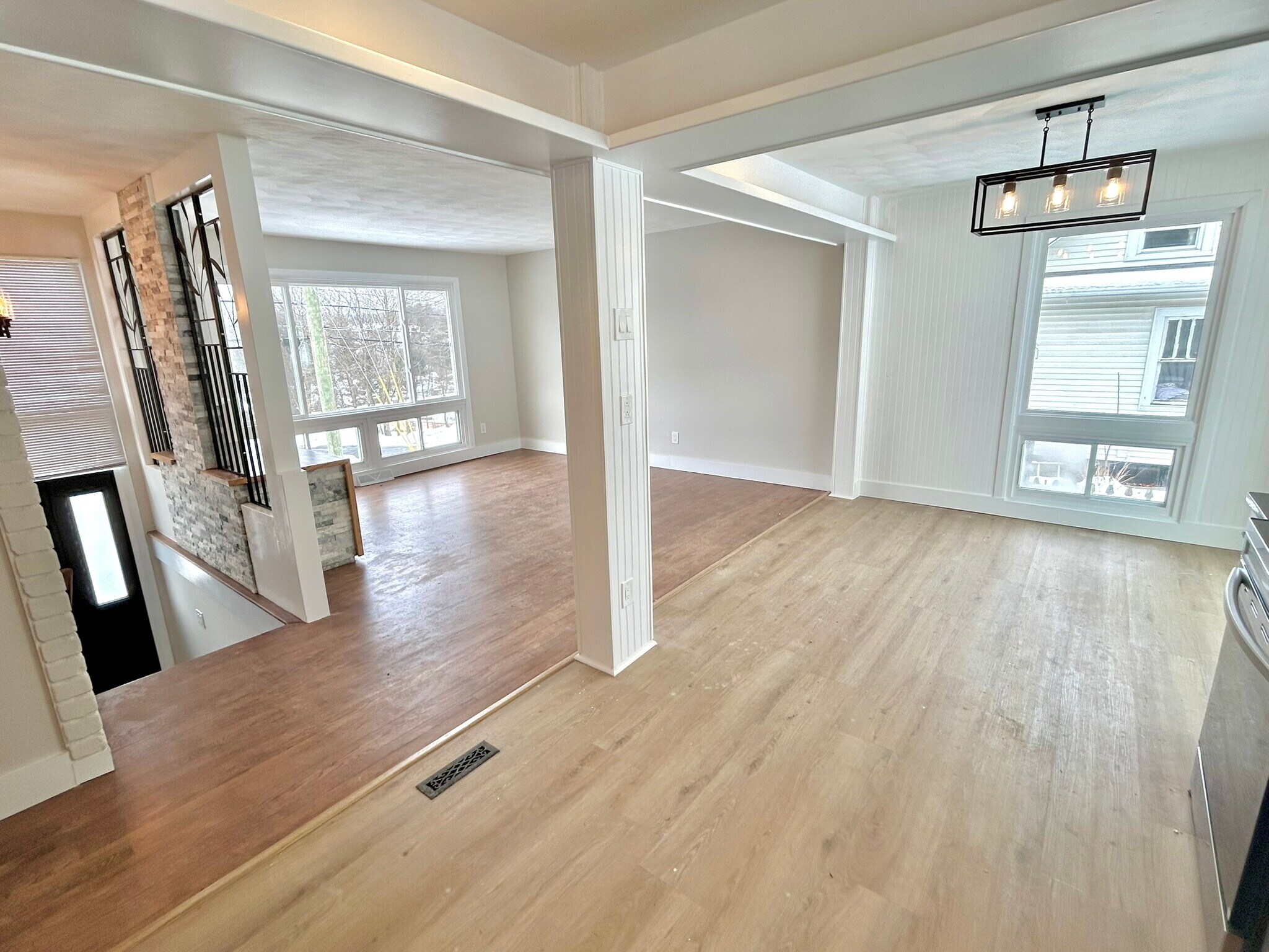 Building Photo - 306 Hooper Rd