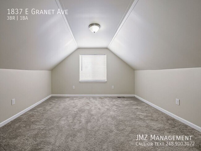 Building Photo - 1837 E Granet Ave