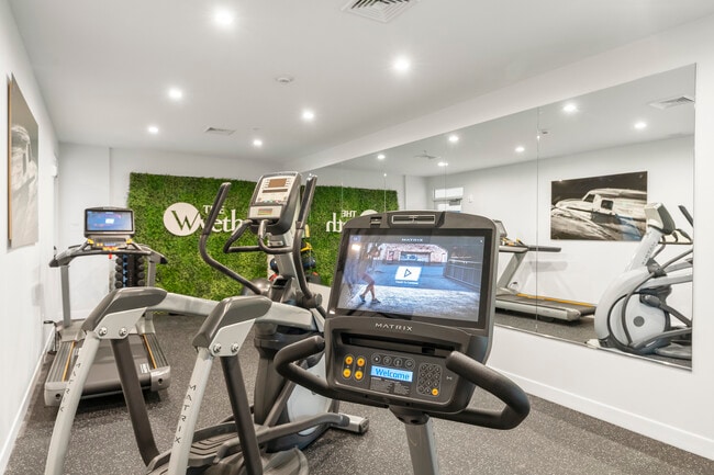 Building Photo - 1 US-1