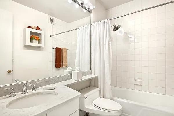 Building Photo - 301 W 57th St