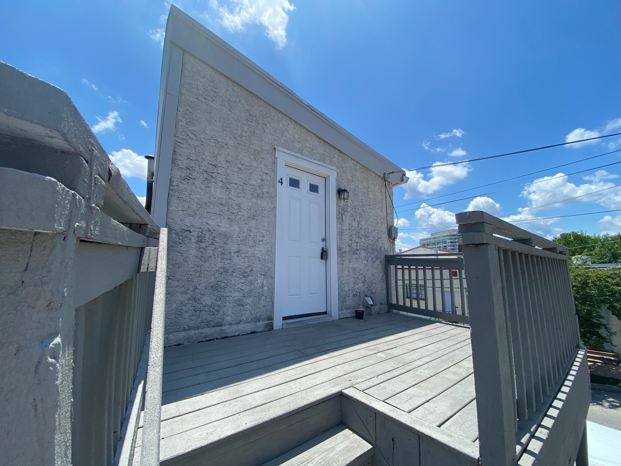 Building Photo - 200 E Hector St