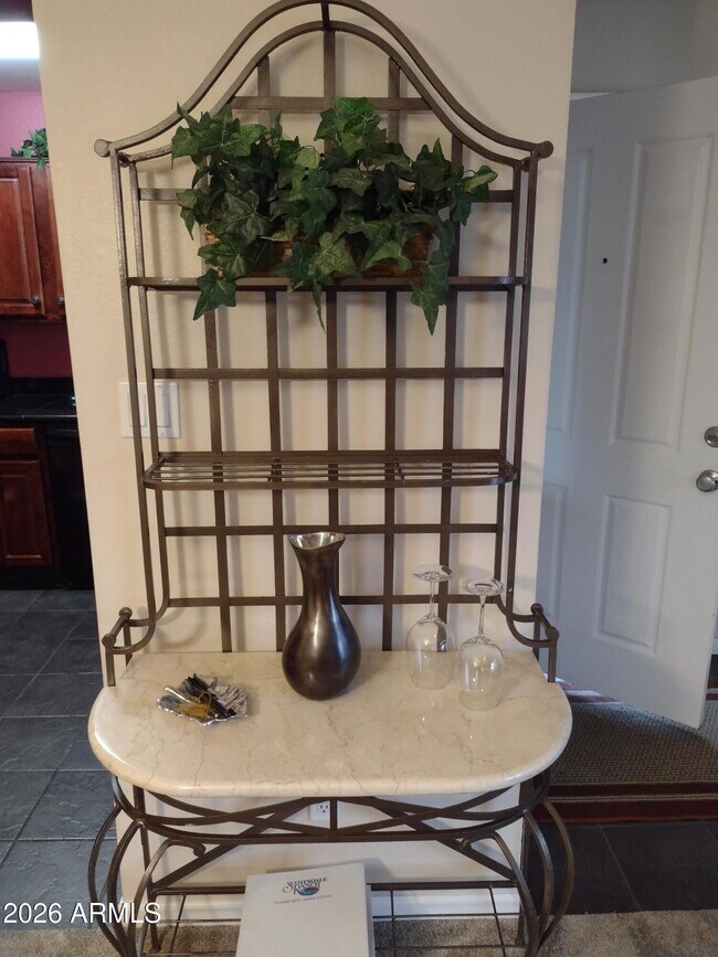 Building Photo - 10055 E Mountainview Lake Dr