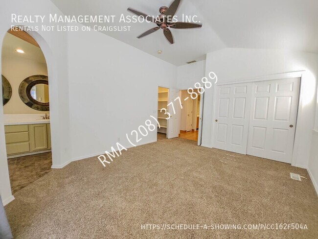 Building Photo - Beautiful and Spacious 2 Bedroom, 2 Bathro...