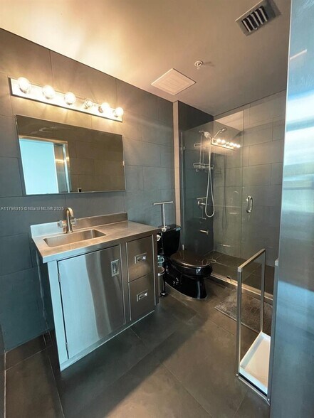 Building Photo - 9055 SW 73rd Ct