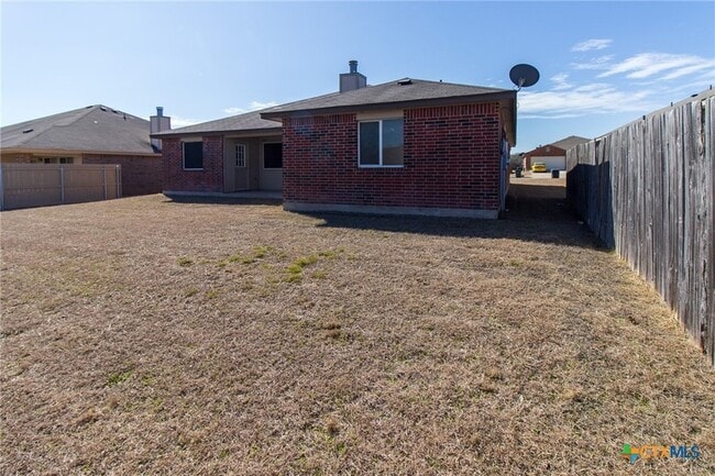 Building Photo - 3803 Lyna Ct