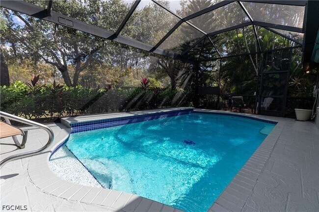 Building Photo - 9411 Old Hickory Cir