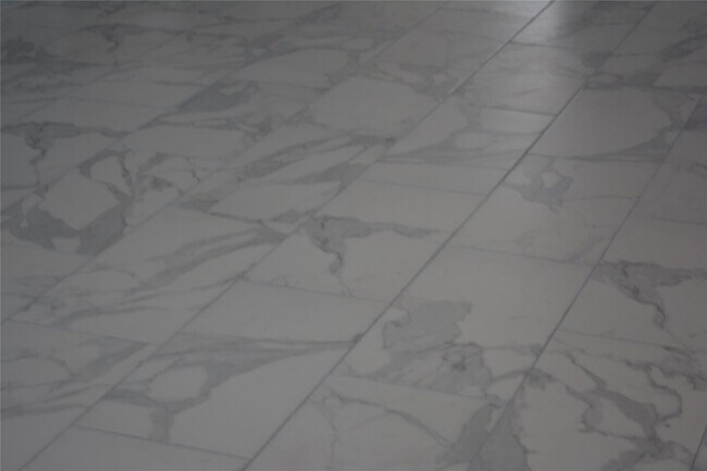 Building Photo - 1481 S Ocean Blvd