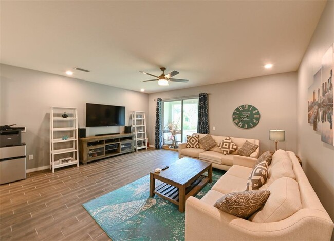 Building Photo - 2876 Grand Kemerton Pl