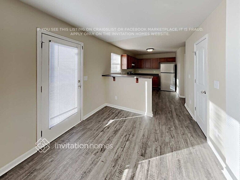 Building Photo - 117 Rockefeller Ln