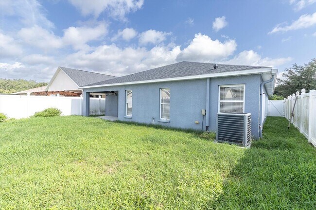 Building Photo - Spacious Renovated 4-Bedroom Home in Land O’ Lakes Near Veterans Expressway