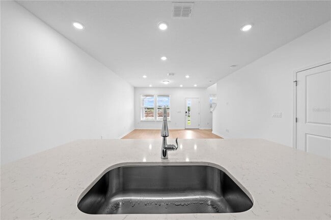 Building Photo - 11248 Blue Bay Dr