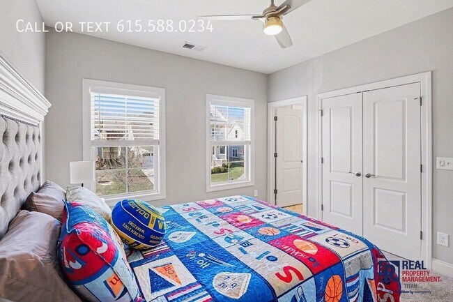 Building Photo - 273 Rich Cir