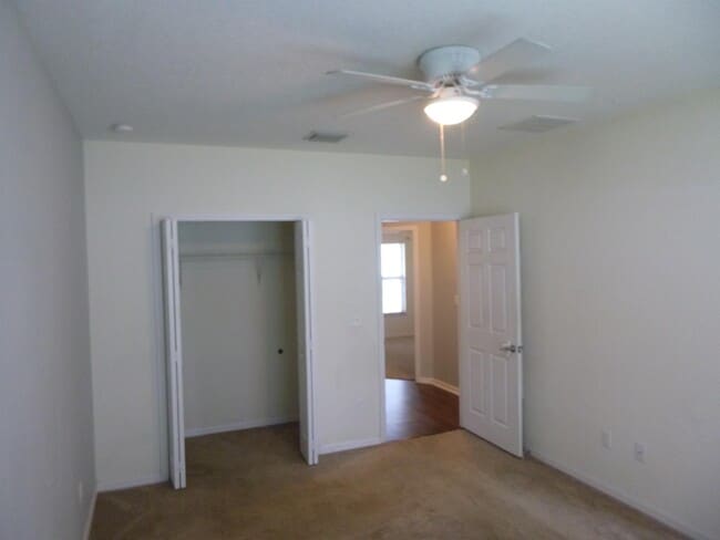 Building Photo - 36826 Annika Way