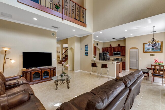 Building Photo - 8134 Bautista Way