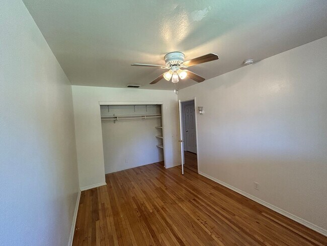 Building Photo - 4607 11th Ave