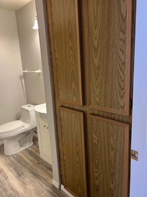 Building Photo - Great area near Central Santee