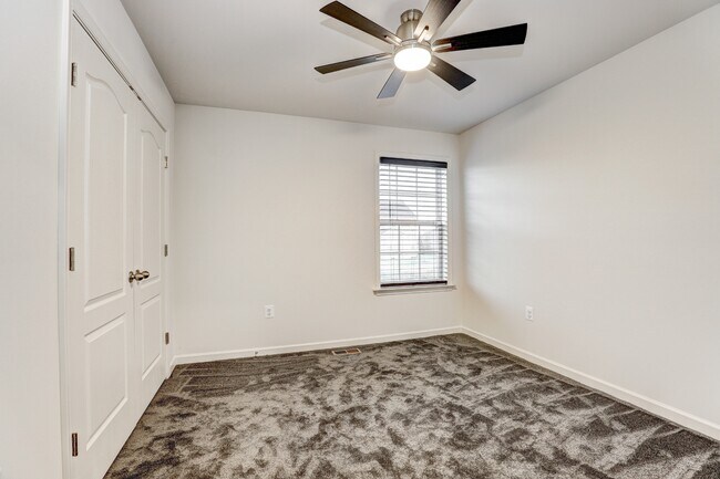 Building Photo - 9307 Drumman Dr