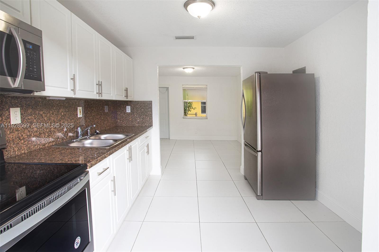 Building Photo - 2681 NW 15th St