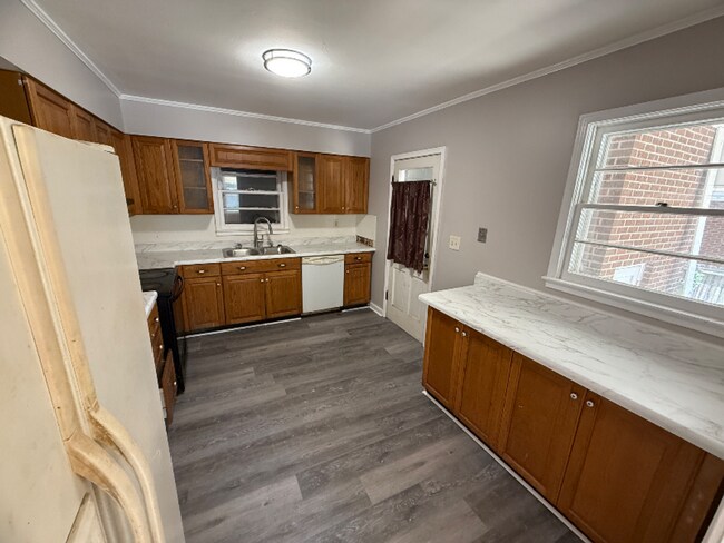 Building Photo - Spacious 3 Bed 1 Bath Home in Montgomery, AL - $1650/mo