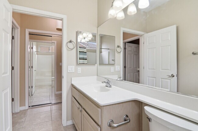 Building Photo - Comfortable single-story living! This inviting 3-bed, 2-bath home offering 1,756 sq ft with fully...