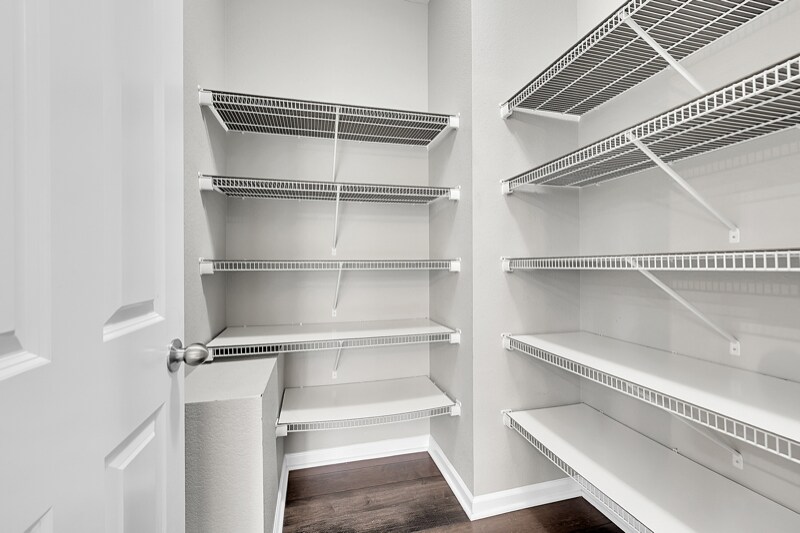 Building Photo - 7673 Bandit Dr