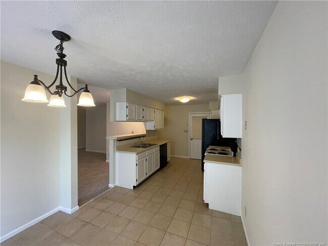 Building Photo - 6124 Garden Ct