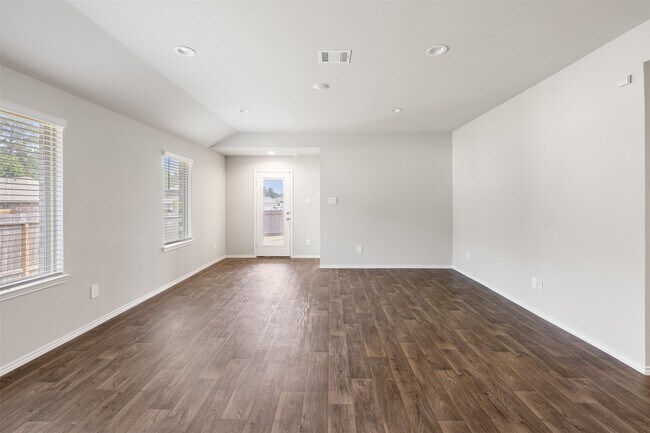 Building Photo - 14805 Prickly Pear Cv