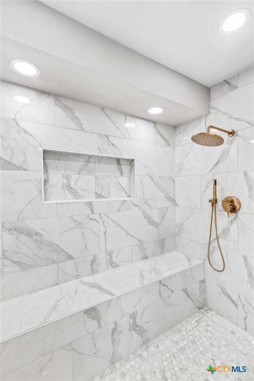 Building Photo - 116 Newport Dr